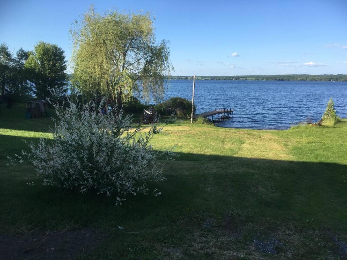 La Grange Sur Le Lac App A Et B Saint Romain Exterior photo