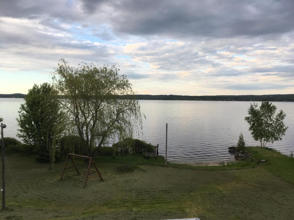La Grange Sur Le Lac App A Et B Saint Romain Exterior photo
